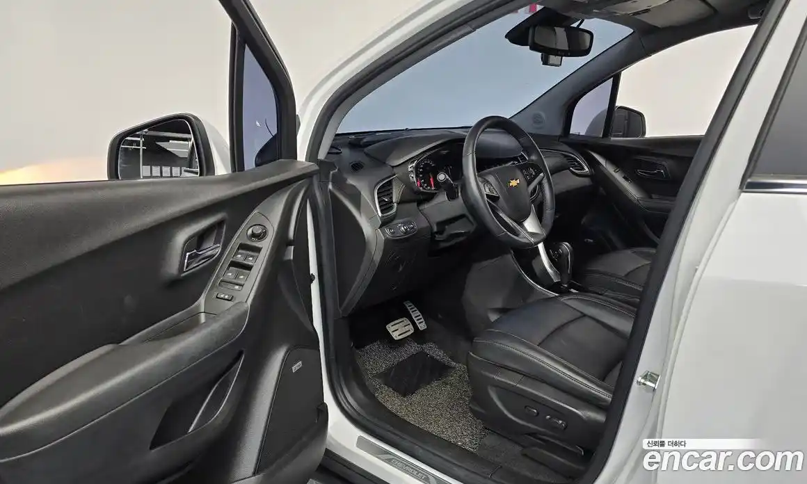 Chevrolet Trax 2017 1.4 гидро в Москве № 2053114, фото 12