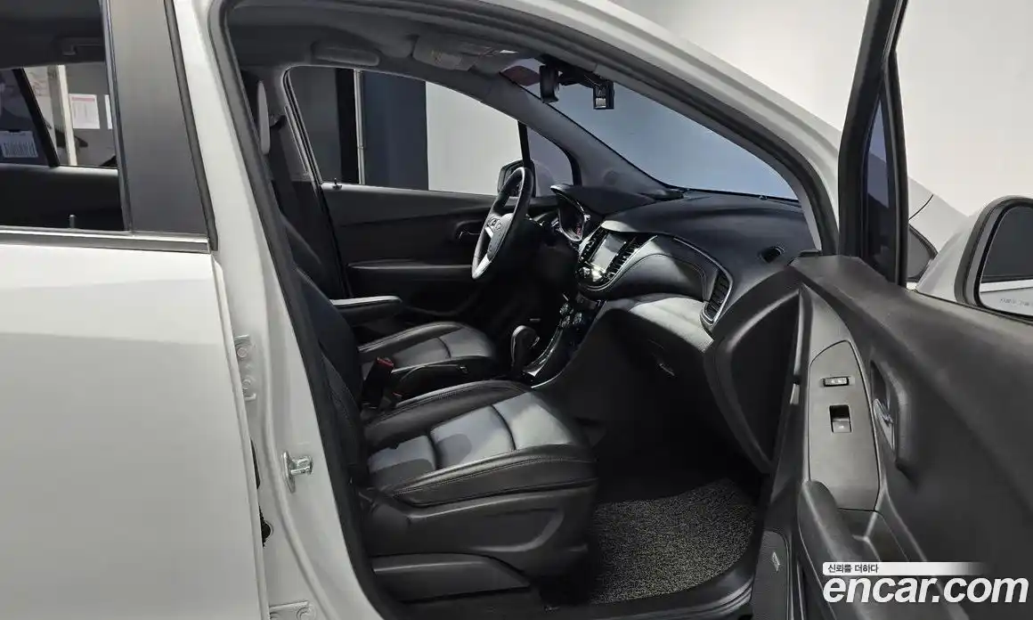 Chevrolet Trax 2017 1.4 гидро в Москве № 2053114, фото 16