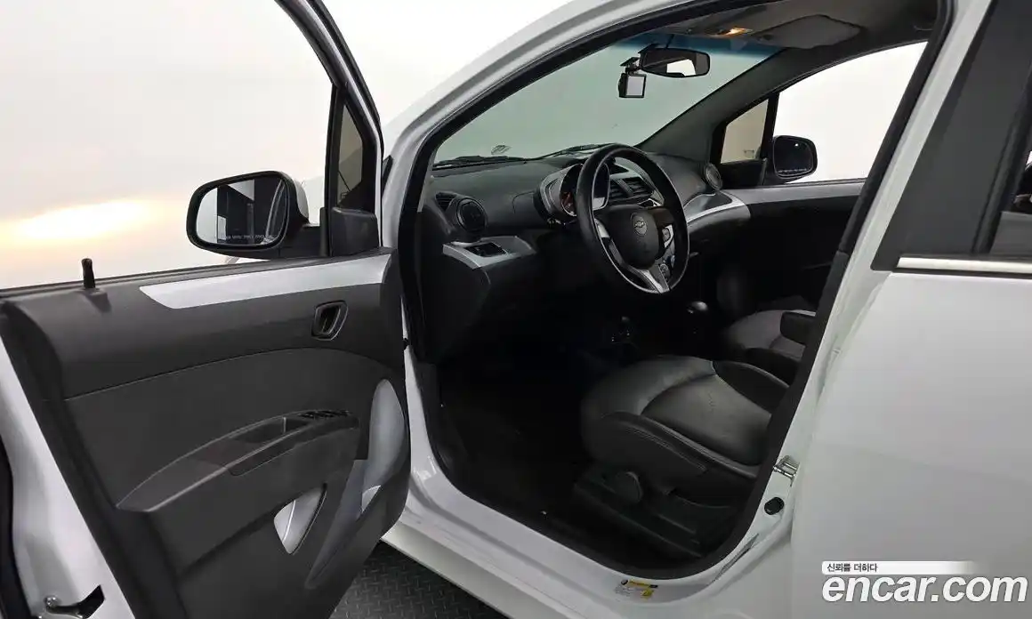 Chevrolet Spark 2014 1.0 гидро в Москве № 2053360, фото 10