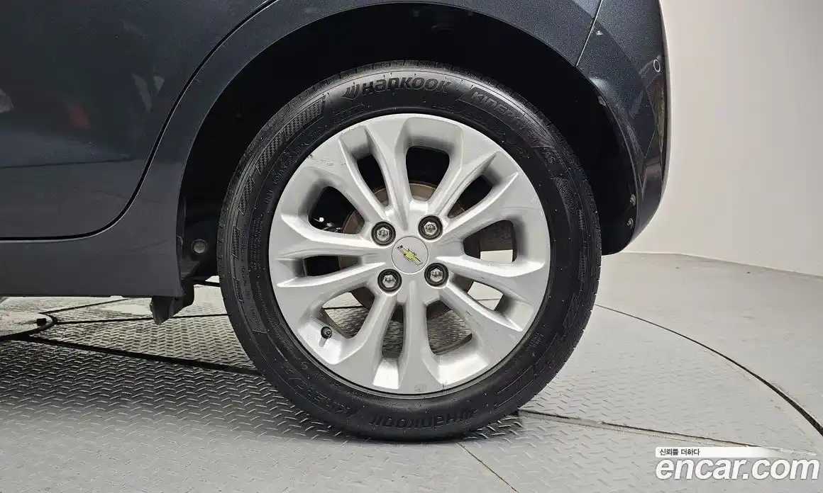 Chevrolet Spark 2018 1.0 гидро в Москве № 2053421, фото 7