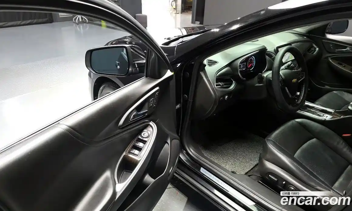 Chevrolet Malibu 2017 1.5 гидро в Москве № 2053507, фото 13