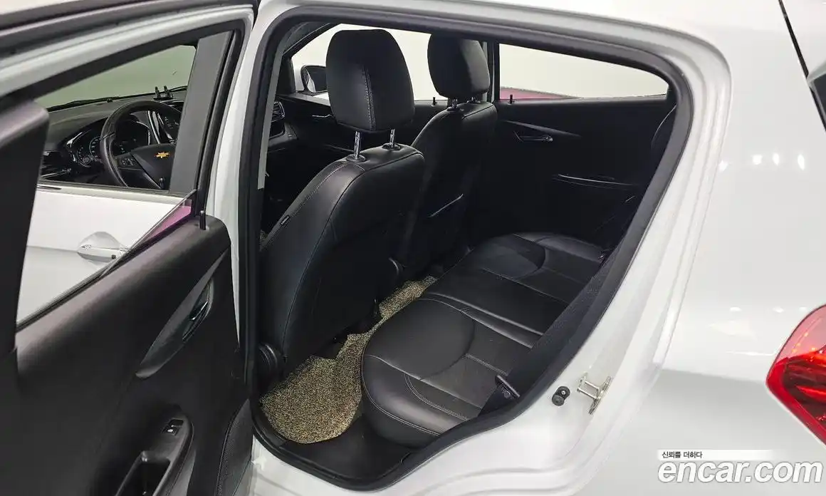 Chevrolet Spark 2016 1.0 гидро в Москве, фото 19