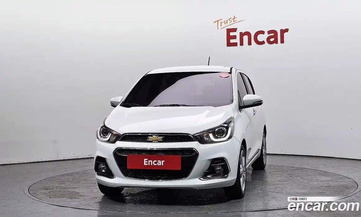 Chevrolet Spark 2016 1.0 гидро в Москве, фото 3
