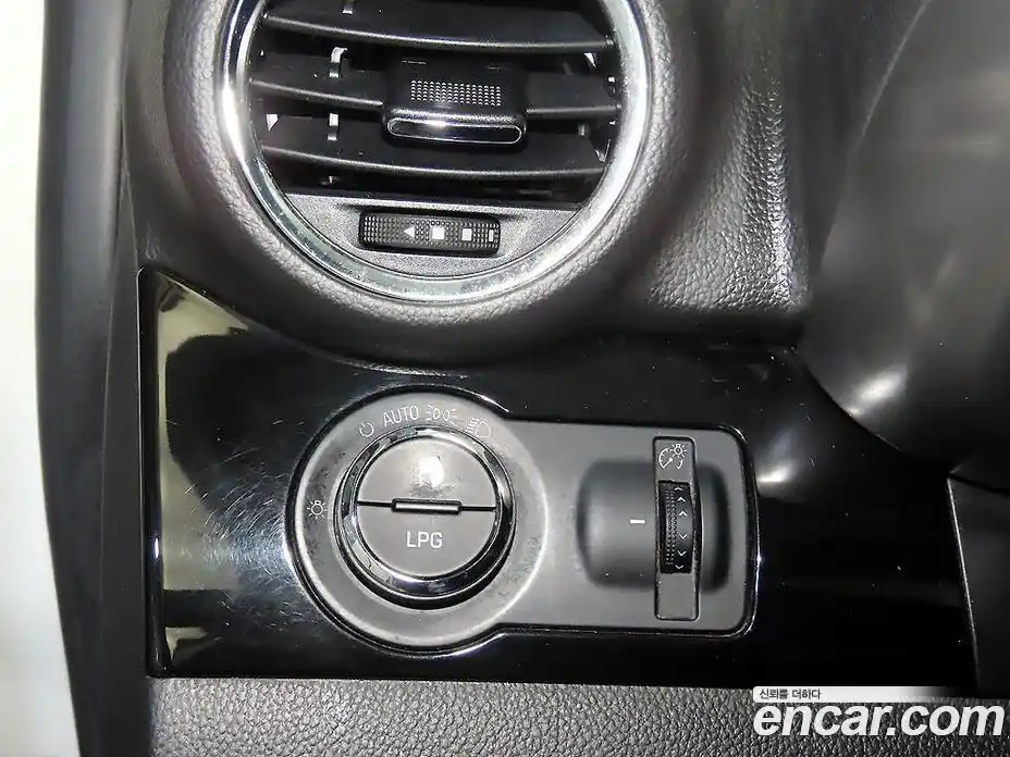 Chevrolet Orlando 2012 2.0 гидро в Москве № 2053569, фото 13