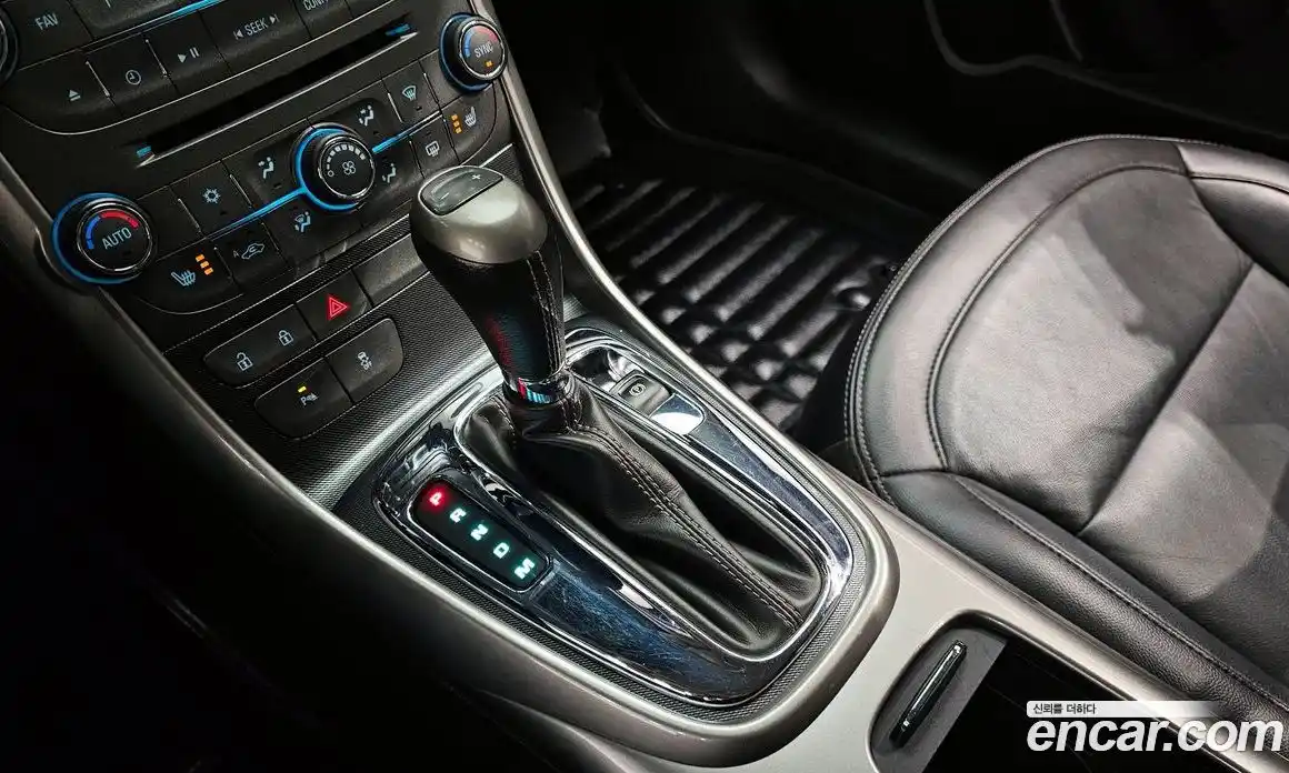 Chevrolet Malibu 2016 2.0 гидро в Москве № 2053621, фото 9