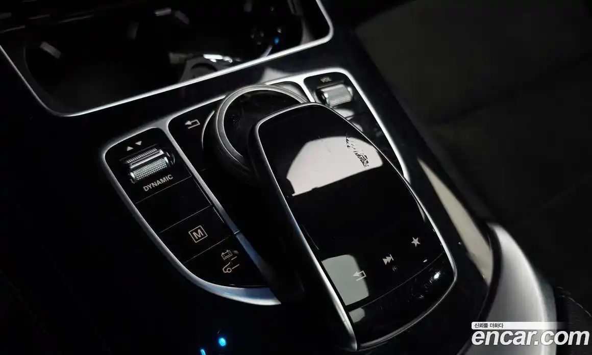Mercedes-Benz GLC-Class 2018 2.0 гидро в Москве № 2053752, фото 27