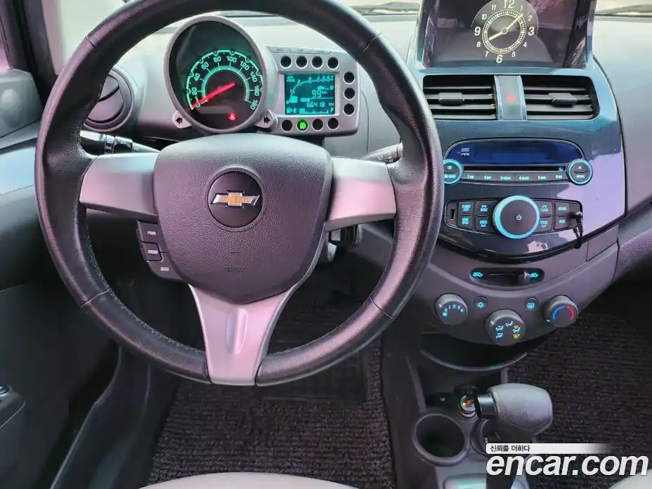 Chevrolet Spark 2011 1.0 гидро в Москве № 2053755, фото 9