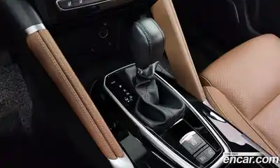 Renault QM6 2021 2.0 гидро в Москве № 2053889, миниатюра 12
