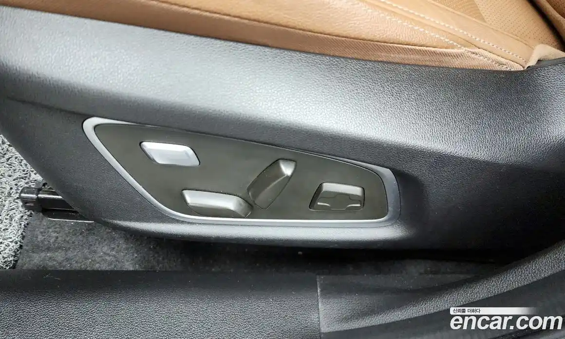 Renault QM6 2021 2.0 гидро в Москве № 2053889, фото 32