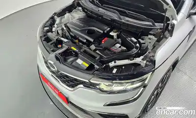 Renault QM6 2022 2.0 гидро в Москве № 2053899, миниатюра 6