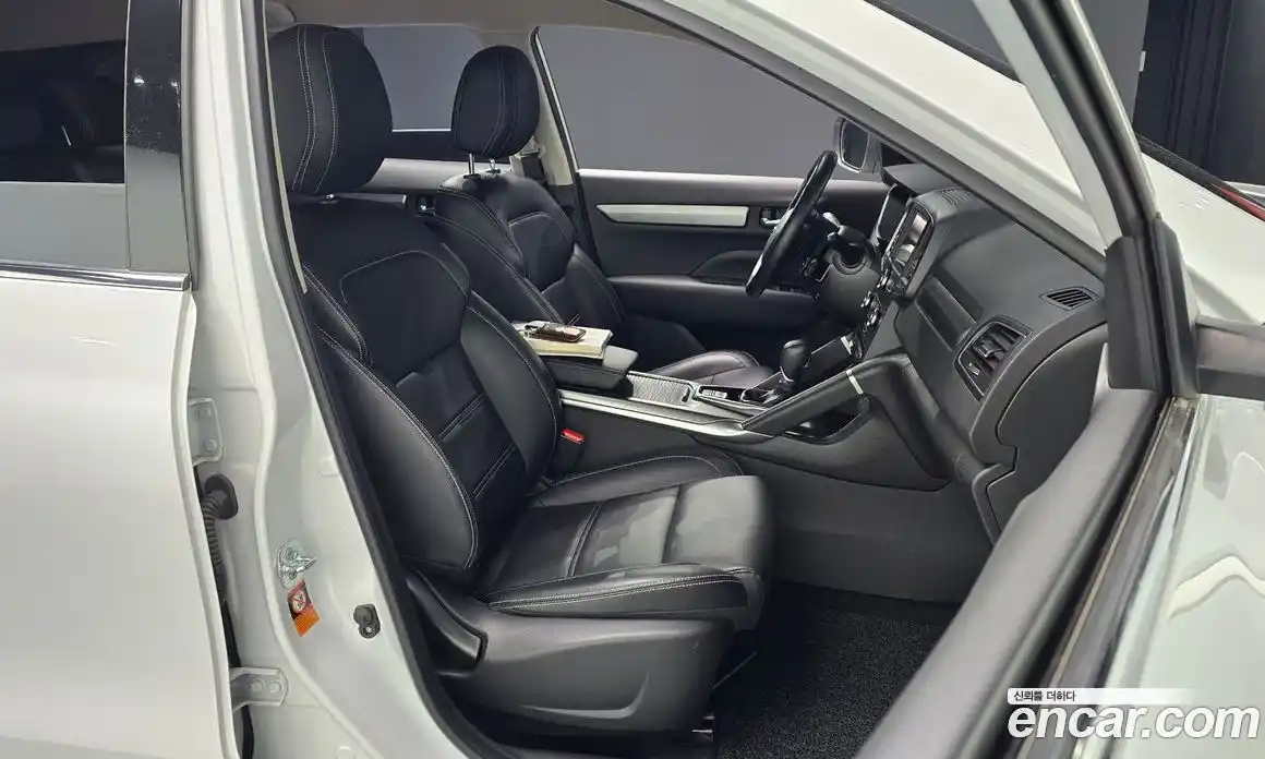 Renault QM6 2022 2.0 гидро в Москве № 2053899, фото 10