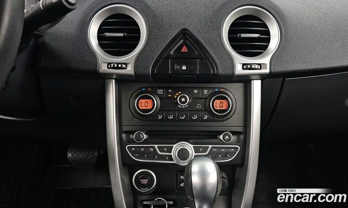 Renault QM5 2012 2.0 гидро в Москве № 2053916, фото 16