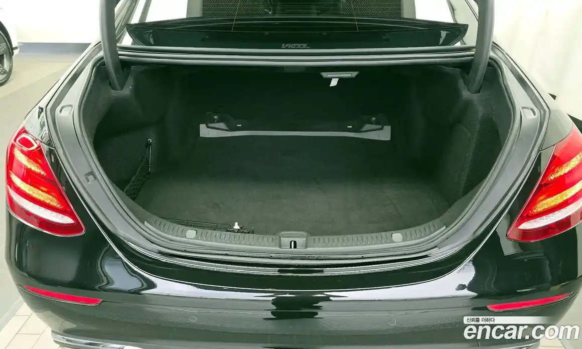 Mercedes-Benz E-Class 2019 2.0 гидро в Москве № 2054248, фото 20