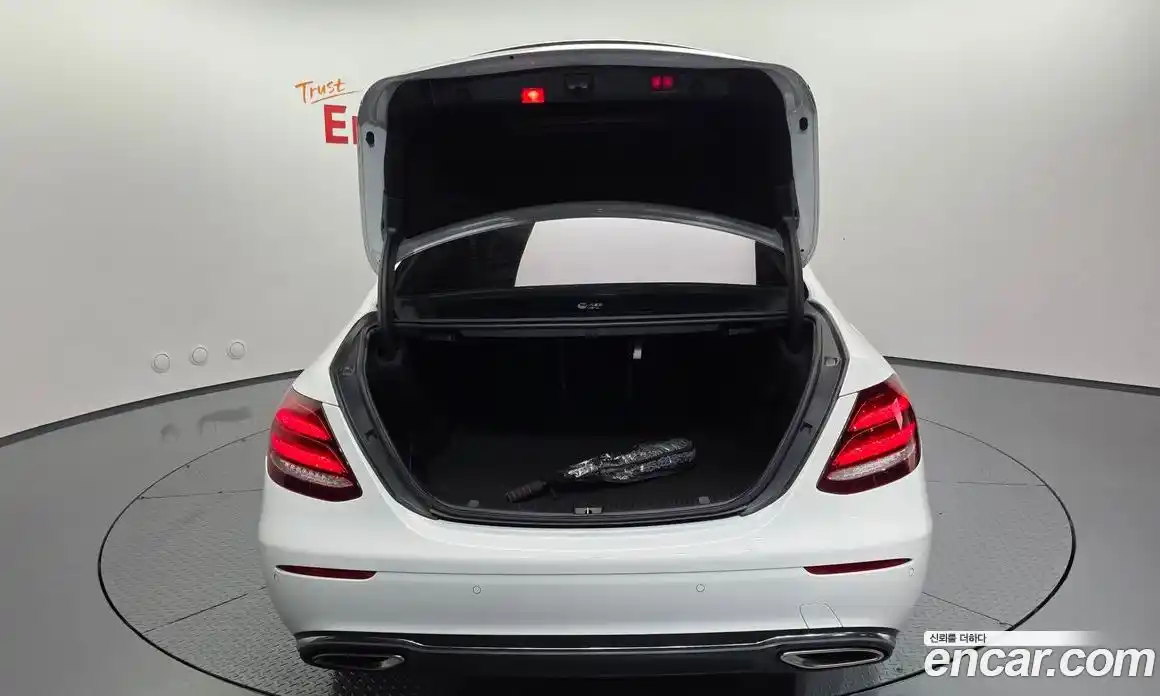 Mercedes-Benz E-Class 2019 2.0 гидро в Москве № 2054283, фото 33