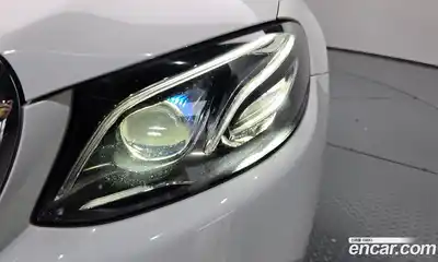 Mercedes-Benz E-Class 2019 2.0 гидро в Москве № 2054283, миниатюра 7