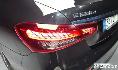 Mercedes-Benz E-Class 2021 1.9 гидро в Москве № 2054370, миниатюра 9