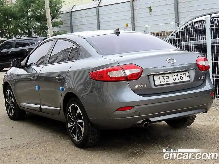 Renault SM3 2016 1.6 гидро в Москве № 2056185, фото 3