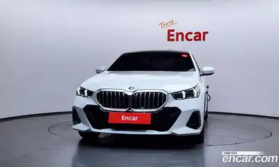 BMW 5-Series 2025 2.0 гидро в Москве № 2056363, миниатюра 3