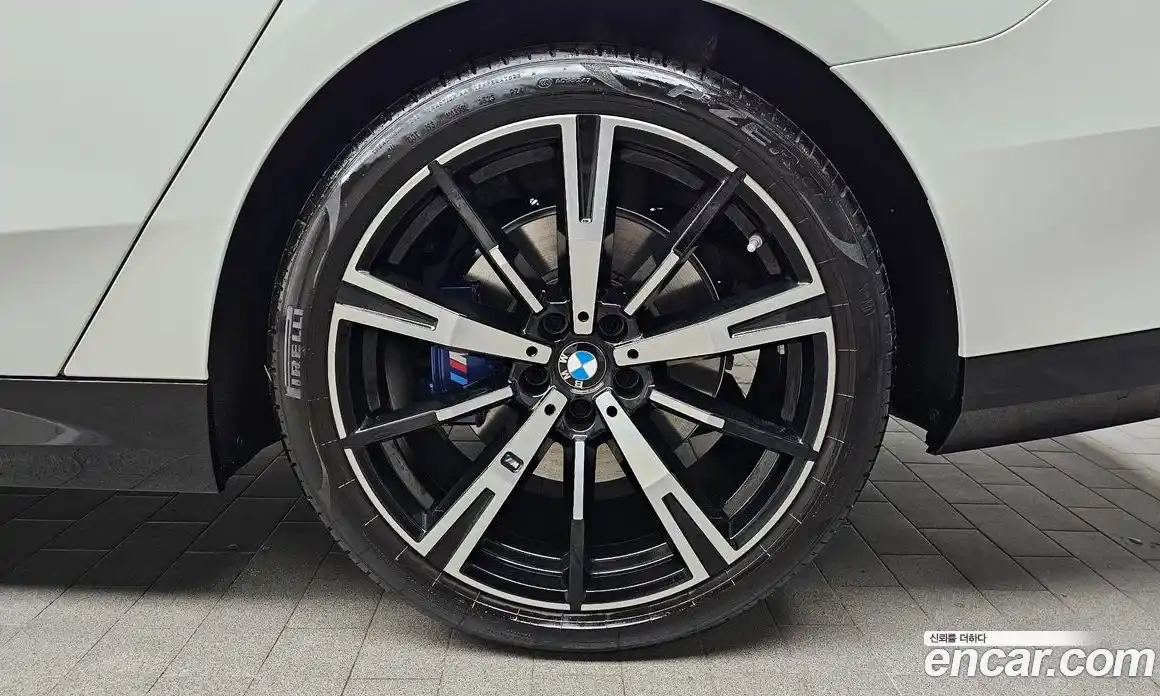 BMW 5-Series 2024 2.0 гидро в Москве № 2056446, фото 7