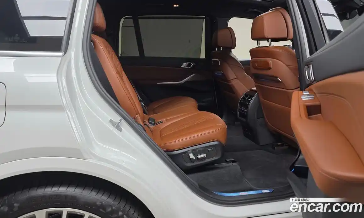 BMW X7 2023 3.0 гидро в Москве № 2056747, фото 18