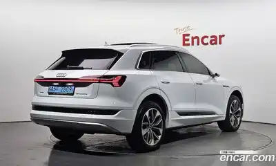 Audi e-tron 2021 0.2 гидро в Москве № 2057468, миниатюра 2