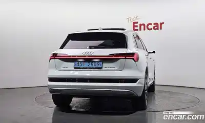 Audi e-tron 2021 0.2 гидро в Москве № 2057468, миниатюра 4