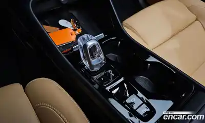 Volvo XC40 2021 2.0 гидро в Москве № 2057910, миниатюра 11