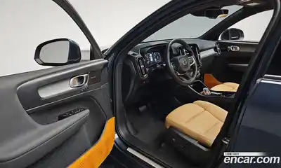 Volvo XC40 2021 2.0 гидро в Москве № 2057910, миниатюра 12