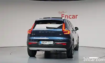 Volvo XC40 2021 2.0 гидро в Москве № 2057910, миниатюра 3