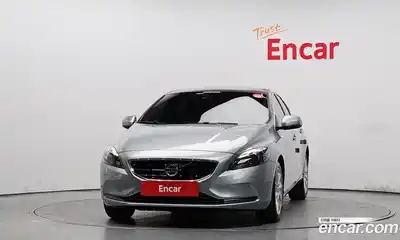 Volvo V40 2016 2.0 гидро в Москве № 2058003, миниатюра 3