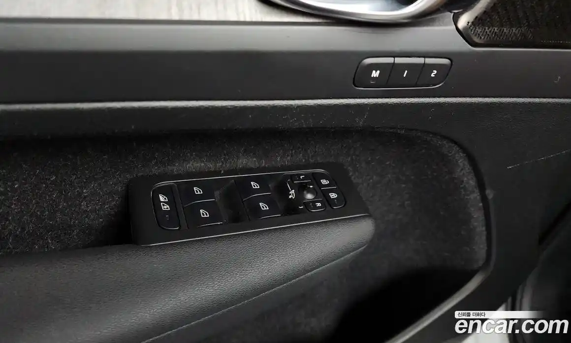 Volvo XC40 2020 2.0 гидро в Москве № 2058031, фото 30