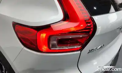 Volvo XC40 2020 2.0 гидро в Москве № 2058031, миниатюра 9