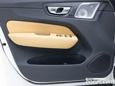Volvo XC60 2025 2.0 гидро в Москве № 2058142, миниатюра 12