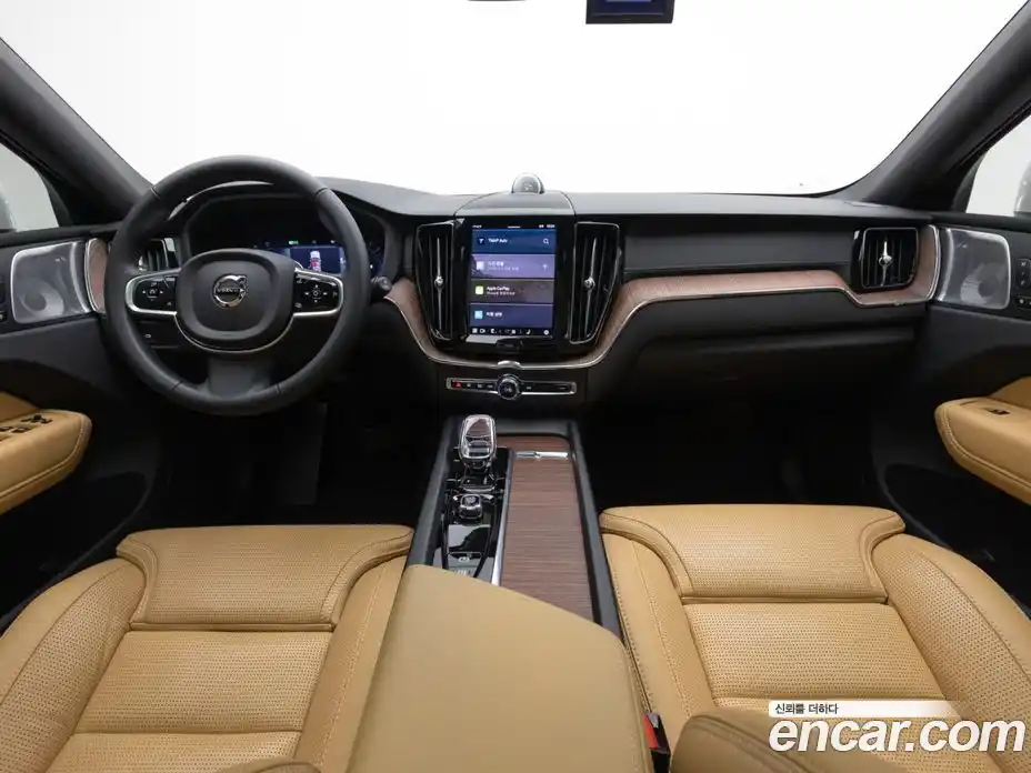 Volvo XC60 2025 2.0 гидро в Москве № 2058142, фото 7