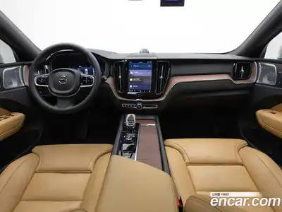 Volvo XC60 2025 2.0 гидро в Москве № 2058142, миниатюра 7
