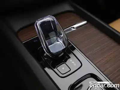 Volvo XC60 2025 2.0 гидро в Москве № 2058142, миниатюра 9