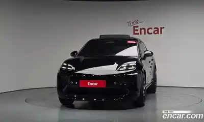 Porsche Macan 2025 0.2 гидро в Москве № 2058211, миниатюра 2