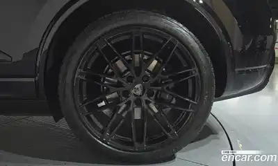Porsche Macan 2025 0.2 гидро в Москве № 2058211, миниатюра 6
