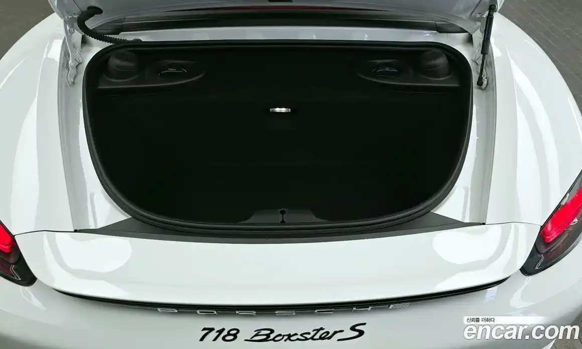 Porsche 718 2020 2.0 гидро в Москве № 2058381, фото 16