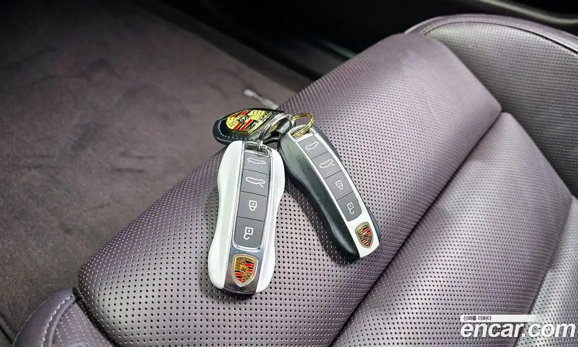 Porsche Taycan 2021 0.1 гидро в Москве № 2058398, фото 30