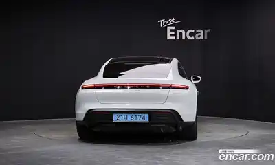 Porsche Taycan 2021 0.1 гидро в Москве № 2058398, миниатюра 4