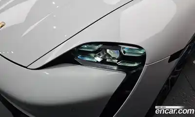 Porsche Taycan 2021 0.1 гидро в Москве № 2058398, миниатюра 8