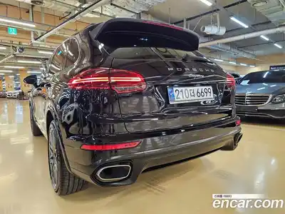 Porsche Cayenne 2017 3.0 гидро в Москве № 2058683, миниатюра 2