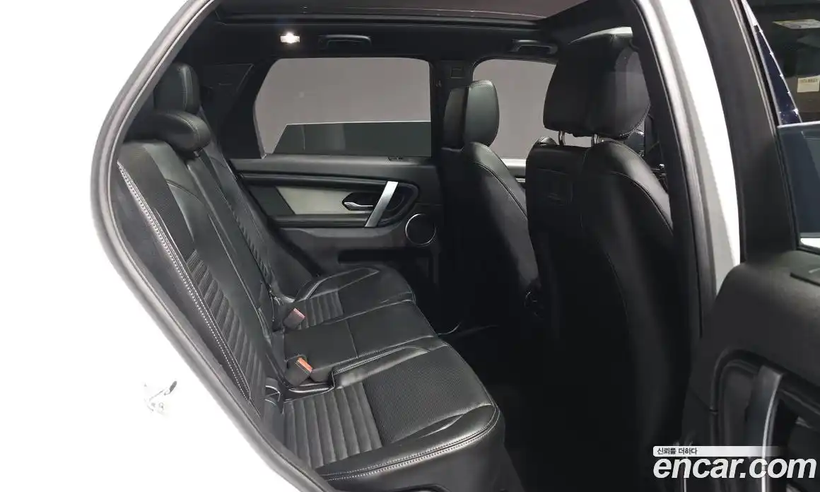 Land Rover Discovery Sport 2025 2.0 гидро в Москве № 2058766, фото 12
