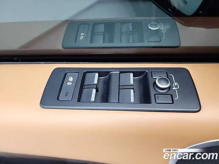 Land Rover Discovery 2018 3.0 гидро в Москве № 2058831, фото 17