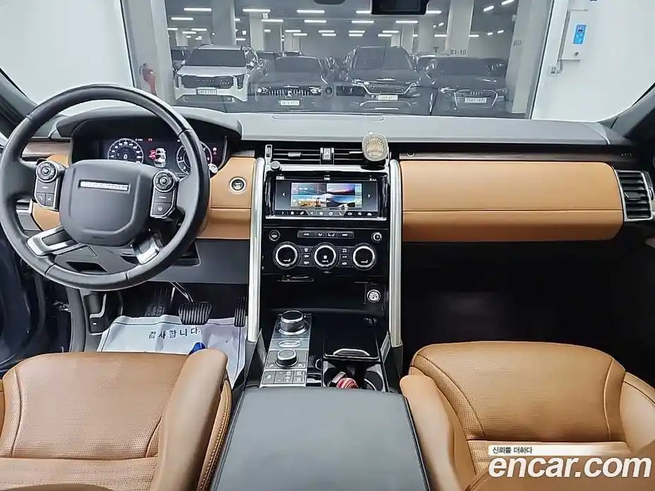 Land Rover Discovery 2018 3.0 гидро в Москве № 2058831, фото 7