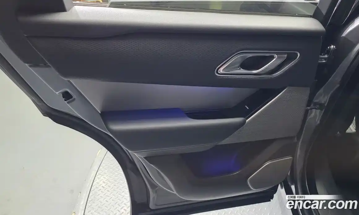 Land Rover Range-Rover Velar 2019 3.0 гидро в Москве № 2058861, фото 15