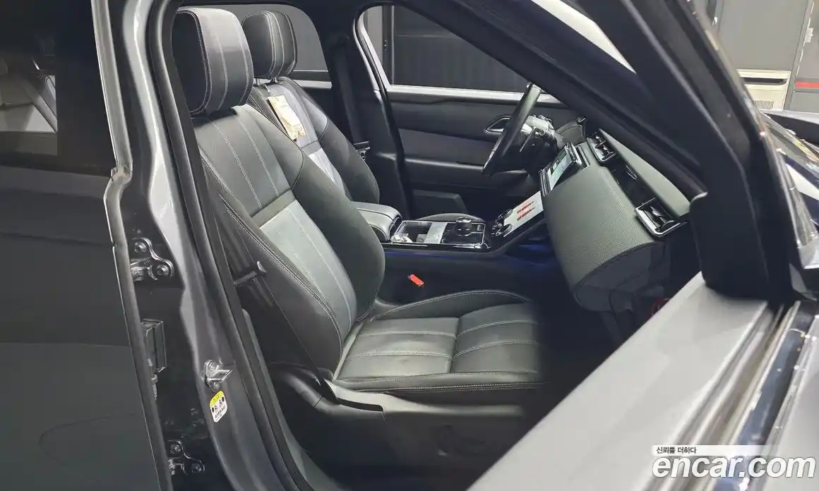 Land Rover Range-Rover Velar 2019 3.0 гидро в Москве № 2058861, фото 18