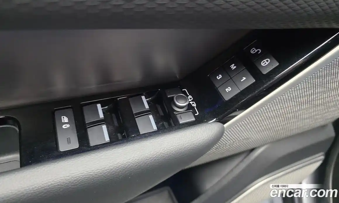 Land Rover Range-Rover Velar 2019 3.0 гидро в Москве № 2058861, фото 20