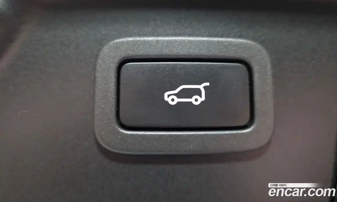 Land Rover Range-Rover Velar 2019 3.0 гидро в Москве № 2058861, фото 24